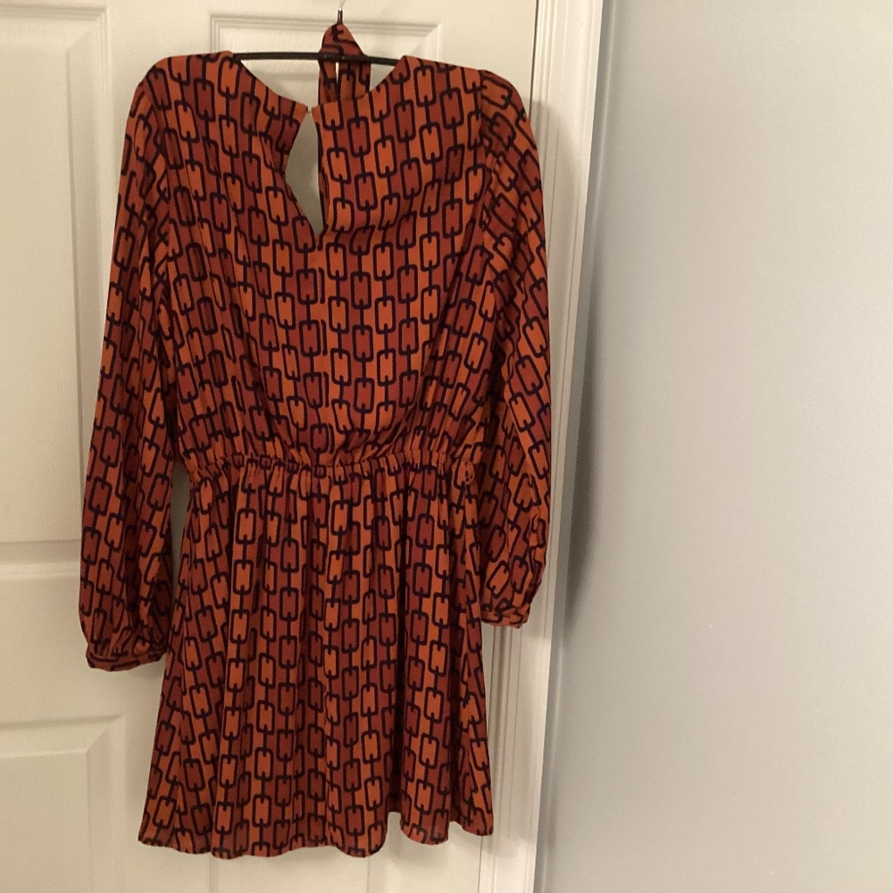Express Geometric Link Patterned Long Sleeve Dres… - image 3